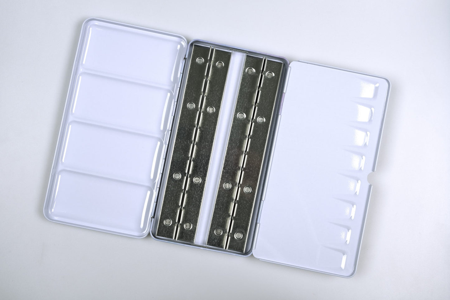 Leer Aquarellkasten für 28 1/1 Näpfchen 2,5 ml, Fluss